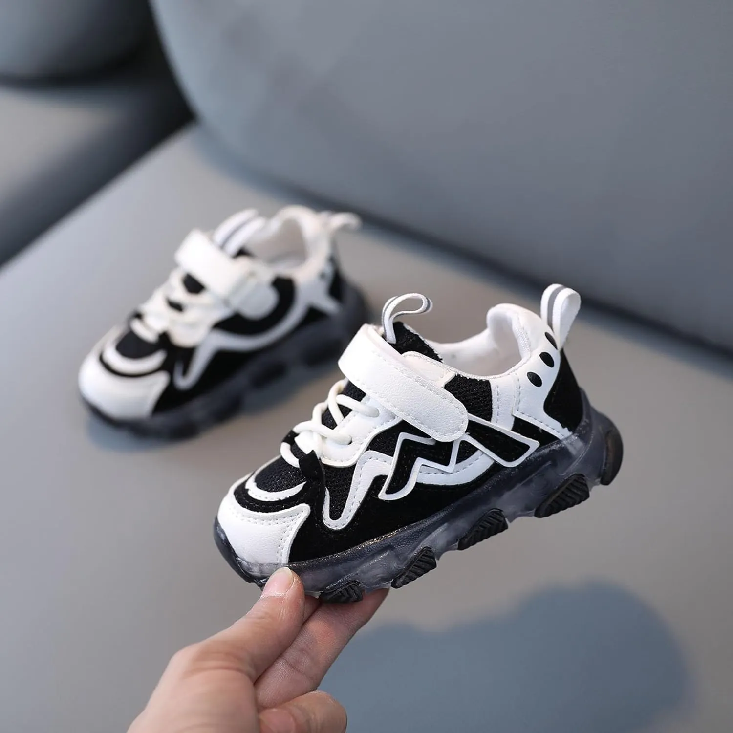 Boys Slip on Shoes Light Up Shoes for Boys Girls Toddler LED Flashing Breathable Sport Walking Running Shoes for Baby