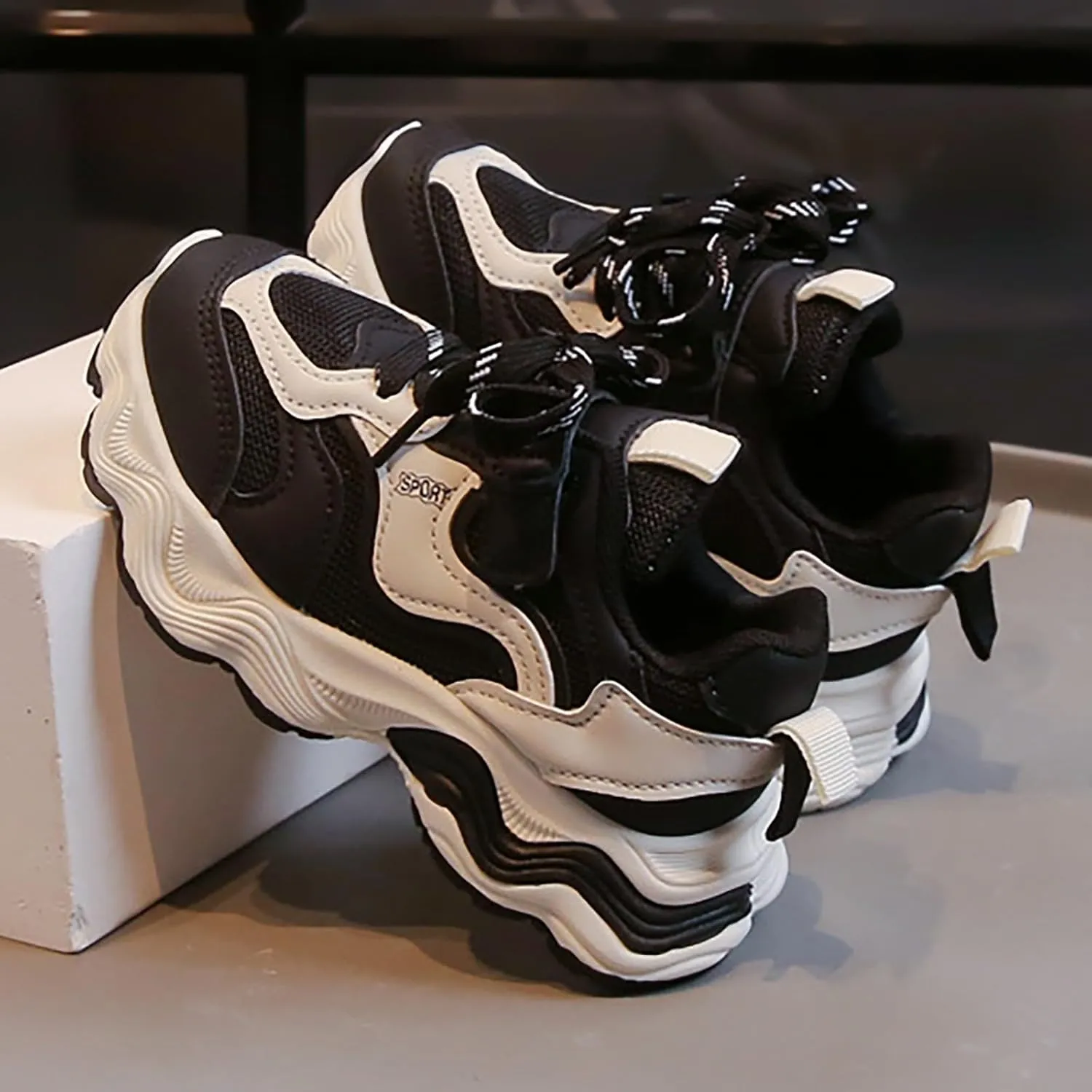 Girls Boys 2024 Spring and Autumn New Mesh Breathable Shoes Sneakers Baby Tennis Shoes