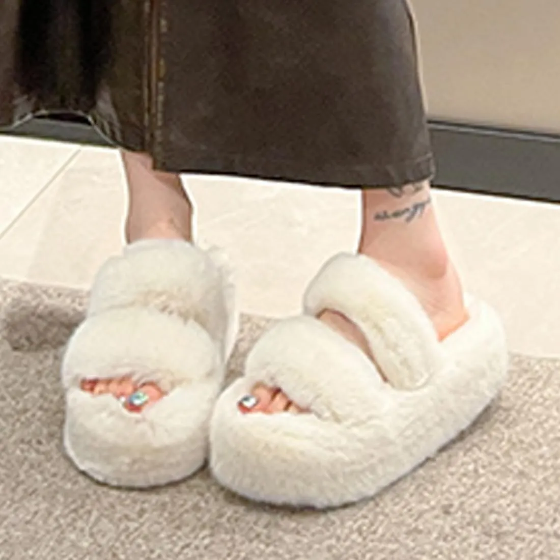 Harssidanzar Womens Fuzzy Comfy Faux Fur House Slippers Shoes,Furry Slides,Slip On Slipper For Women's KL505US