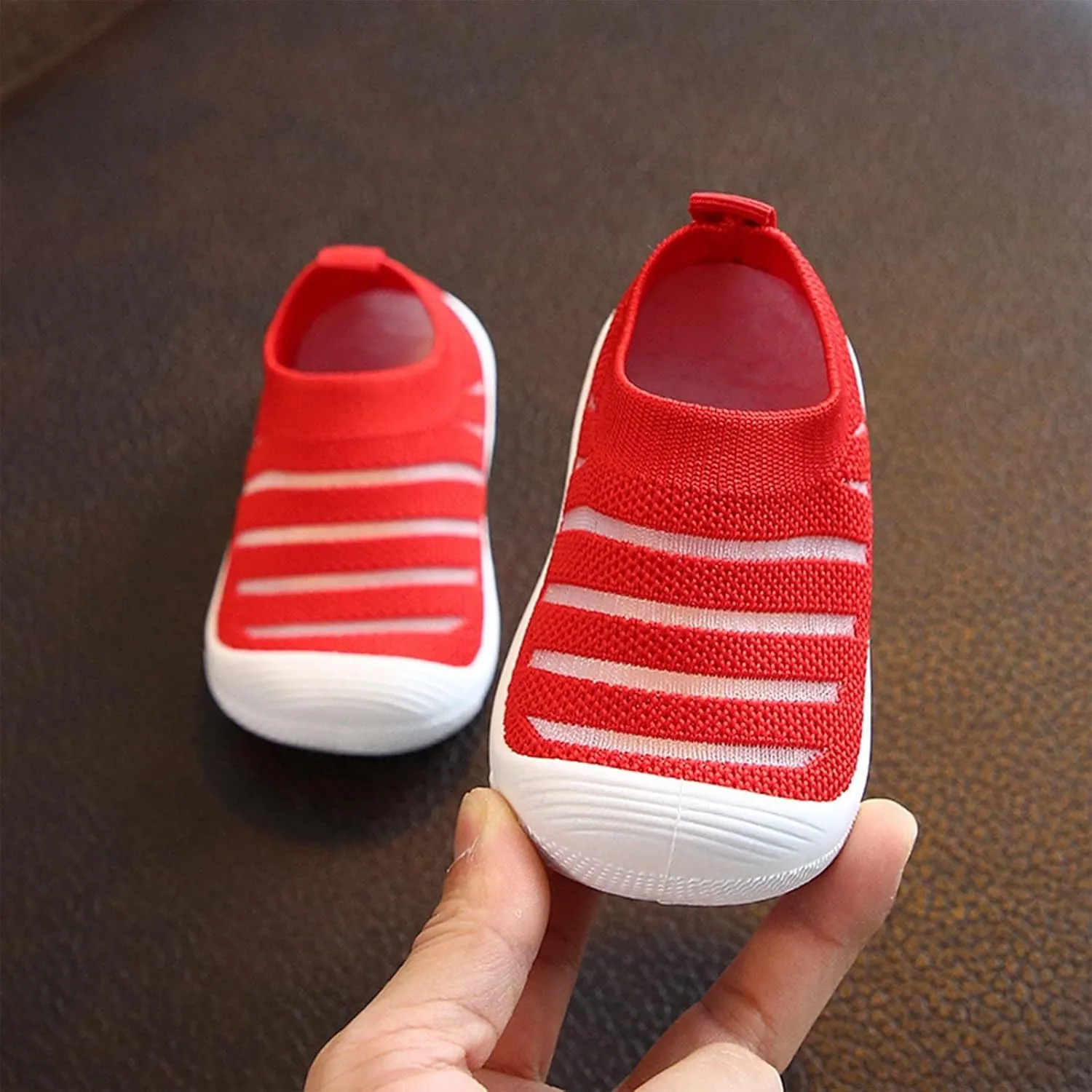 Summer and Autumn Cute Girls Flying Woven Mesh Breathable Flat Solid Color Slip On Comfortable Kid Shoes Size 6