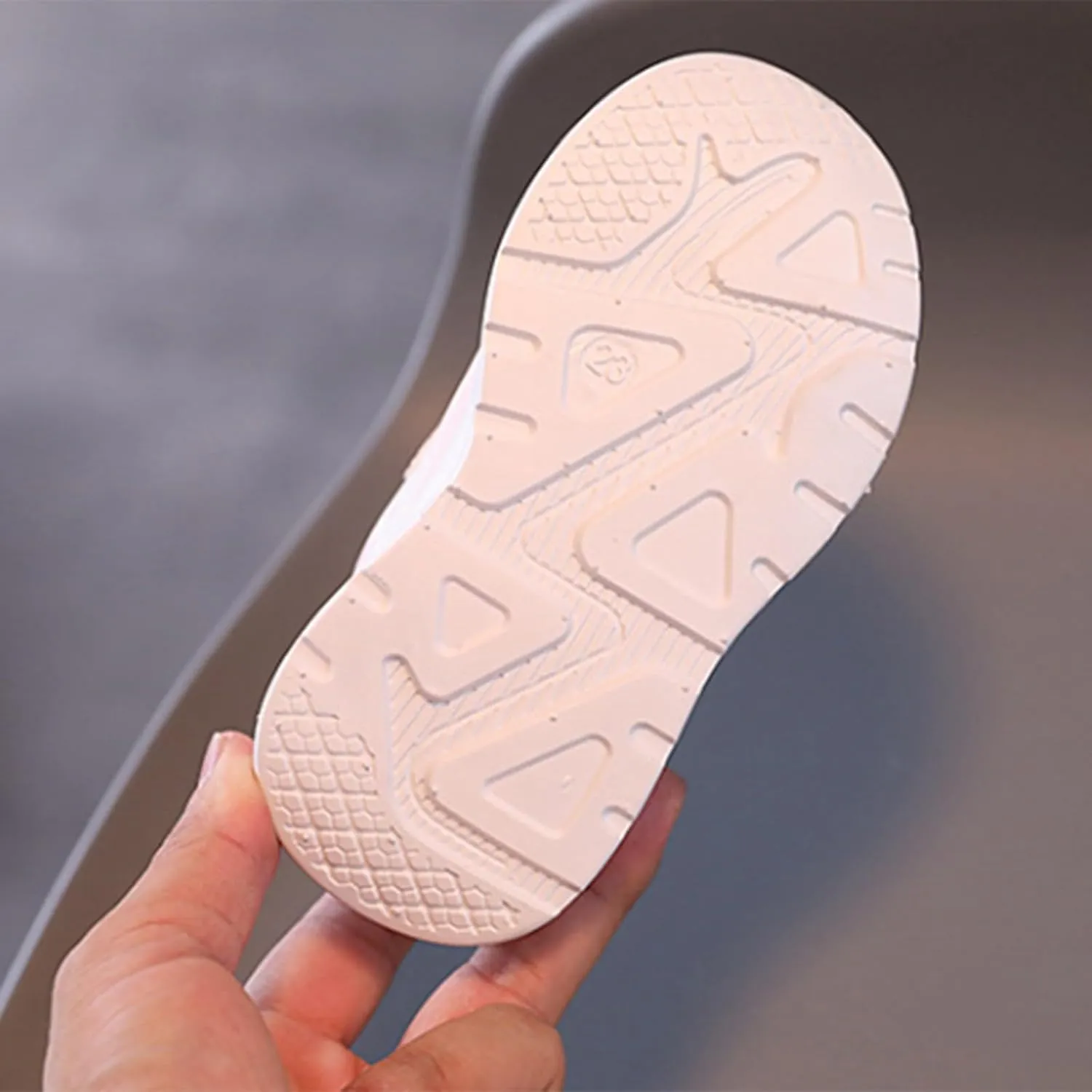 Toddler Boys Girls Light Up Shoes Kids Flashing Lightweight Mesh Breathable Adorable Running Sneakers for Little Kid