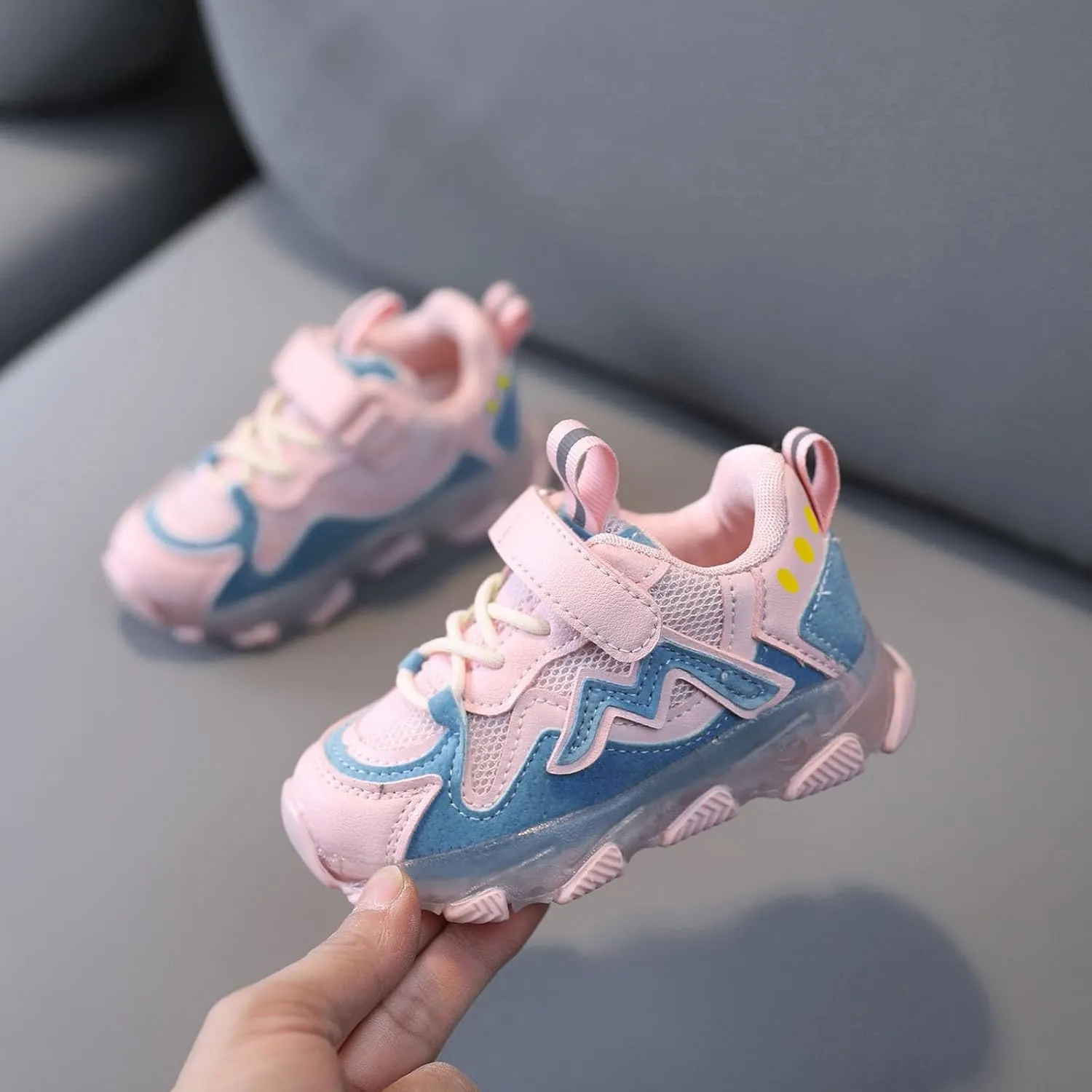 Toddler Tennis Breathable Cozy Sneaker with Lights Baby Girls Boys Led Mesh Flat Shoes Running Lightweight Sport Shoes