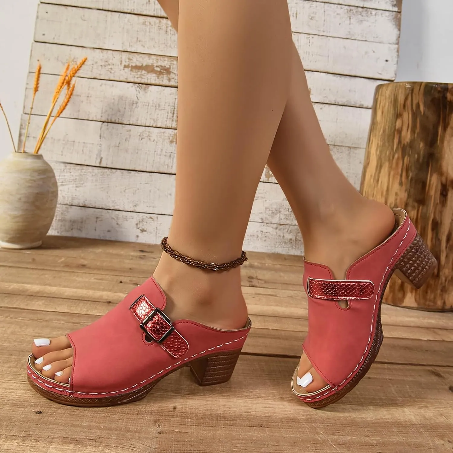 Trendy Women's Open Toe Slippers With Buckle Strap Leather Upper Casual Summer Footwear For Jeans And Comfortable