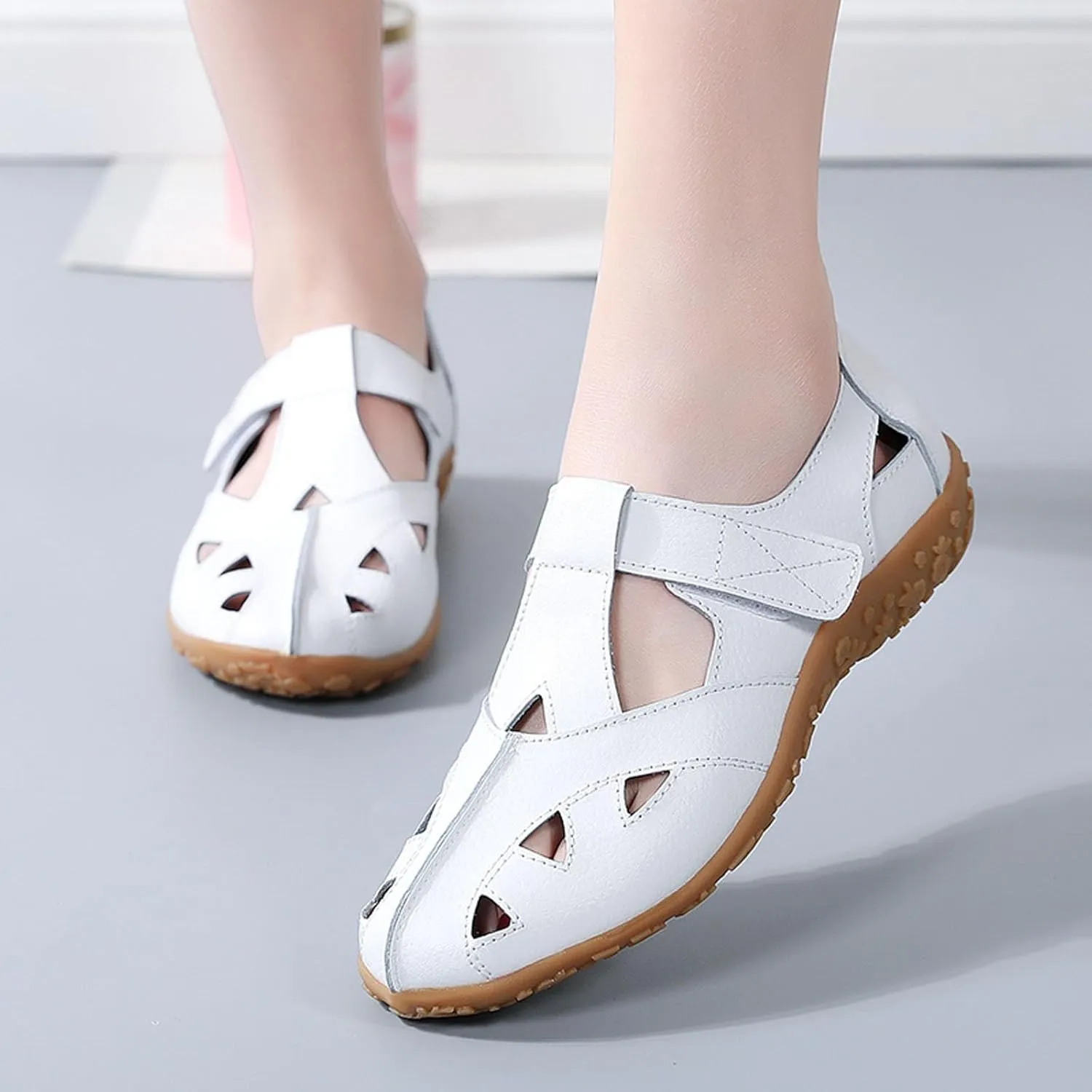Women's Casual Slip On Shoes Comfortable Flat Walking Footwear for Spring Summer Leisure Travel Work Closed Toe