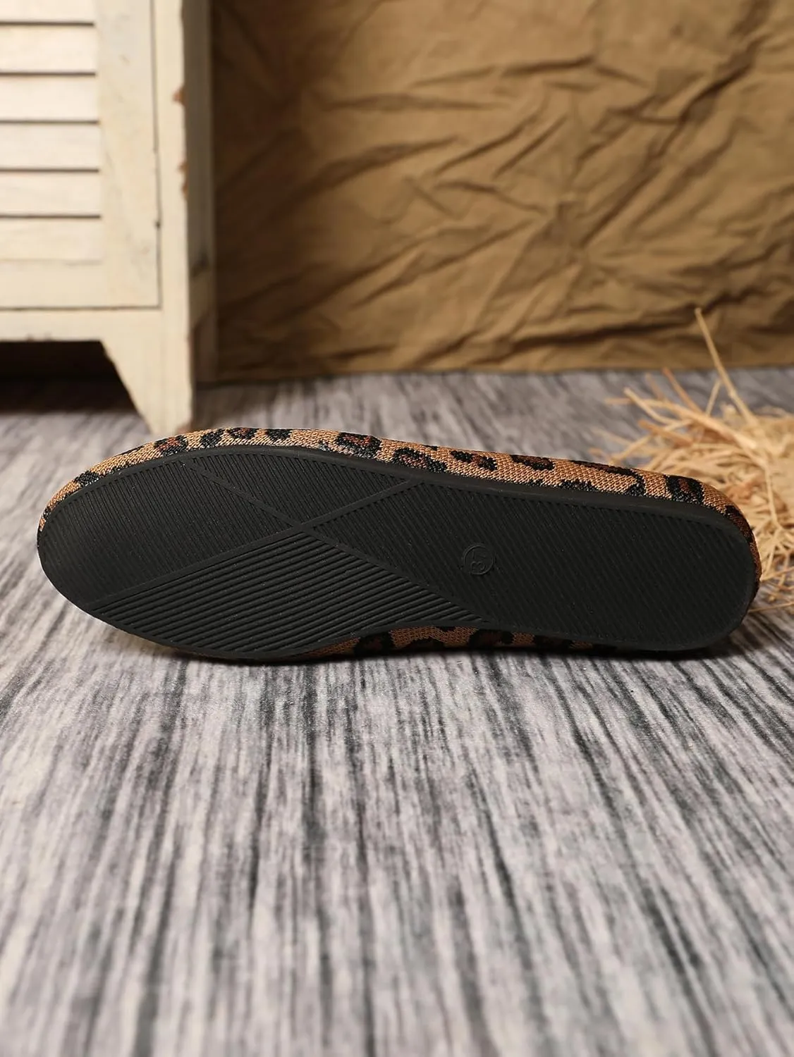 Women's Closed Round Toe Knit Ballet Flats Leopard Print Knitted Flat Shoes for Women Comfortable Work Slip On Flats Office Daily Casual Shoes