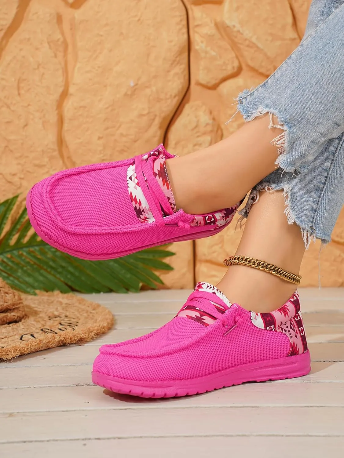 Women’s Slip-On Loafers, Geometric Pattern Casual Shoes, Lightweight Non-Slip Boat Deck Shoes with Comfortable Fit