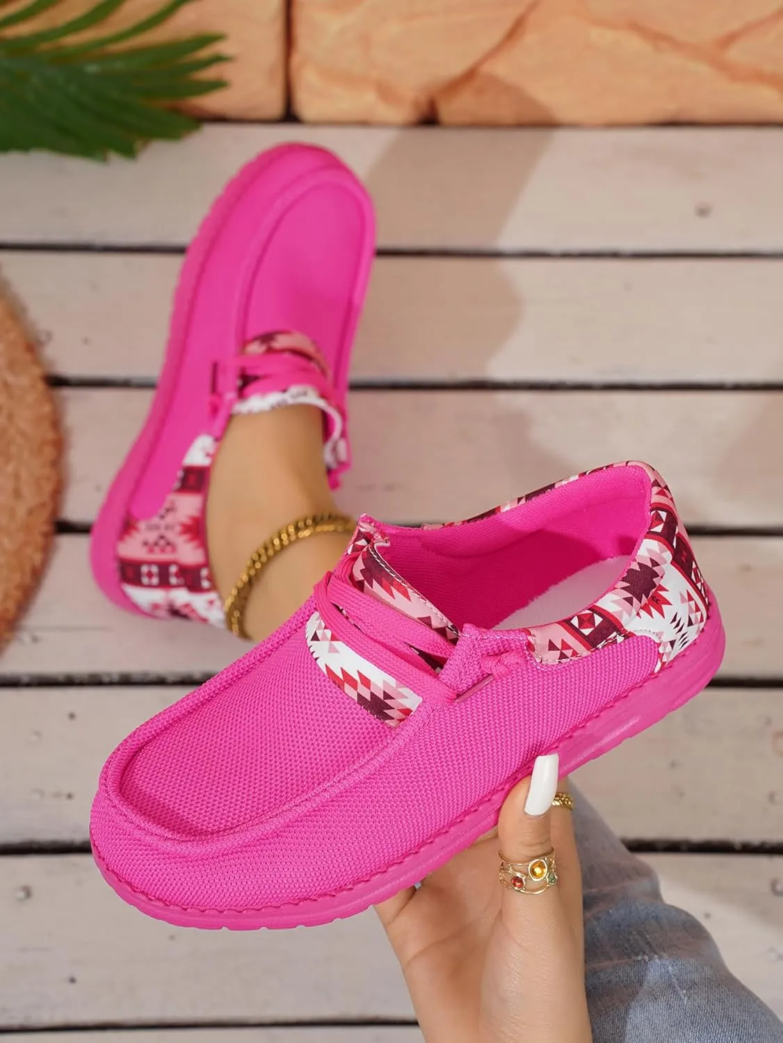 Women’s Slip-On Loafers, Geometric Pattern Casual Shoes, Lightweight Non-Slip Boat Deck Shoes with Comfortable Fit