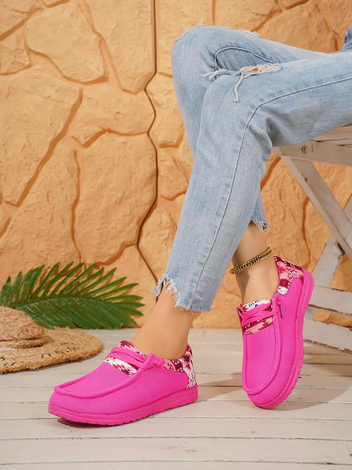 Women’s Slip-On Loafers, Geometric Pattern Casual Shoes, Lightweight Non-Slip Boat Deck Shoes with Comfortable Fit